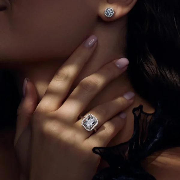 Ponte Vecchio Dalia 925 sterling zilver Oorknoppen met zirkonia stenen