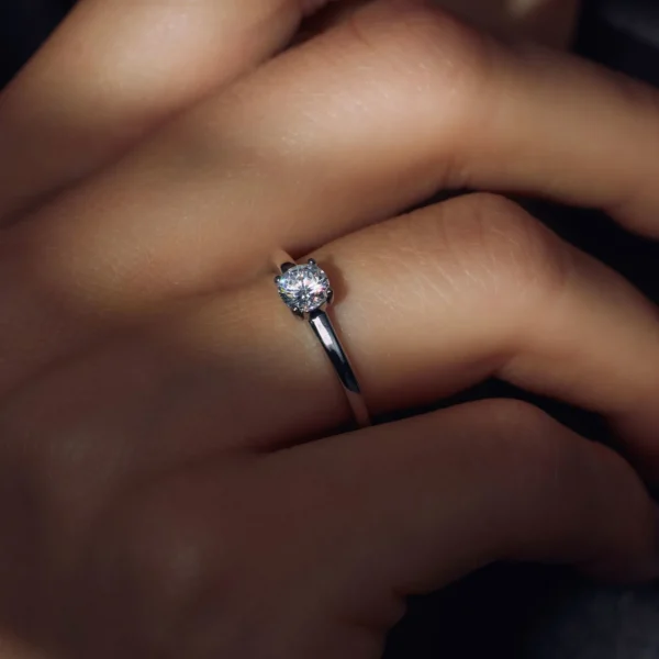 Ponte Vecchio Sofia 925 sterling zilveren ring met zirkonia steen